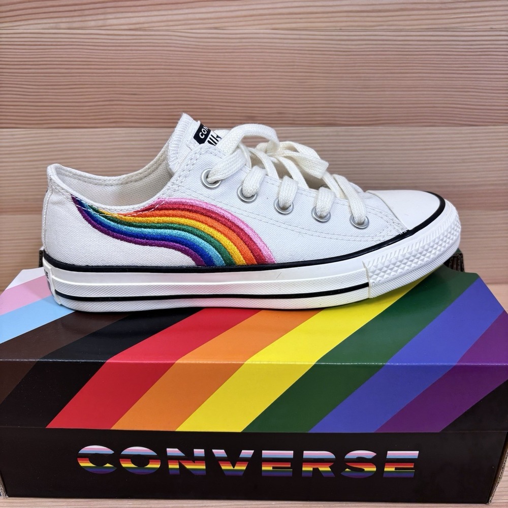 Converse Chuck Taylor All Star Low Top Pride Rainbow Sneakers Woman's Sz 6